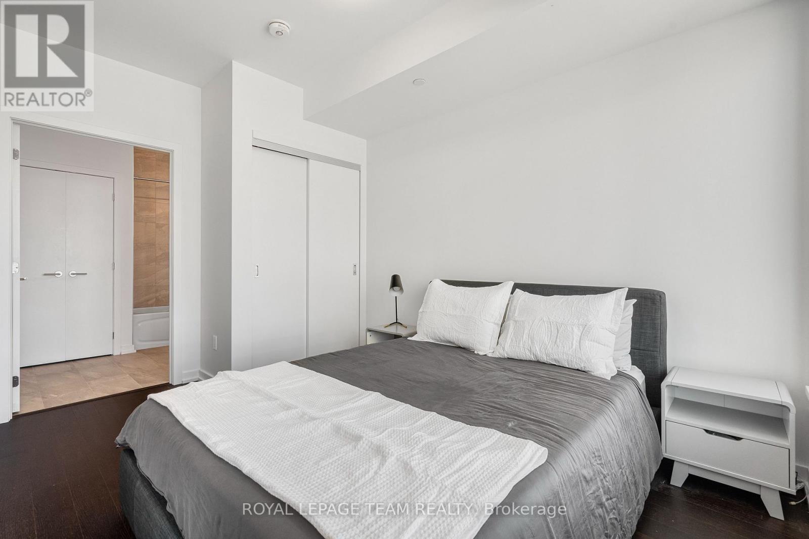 506 - 320 Miwate, Ottawa, Ontario  K1R 0E1 - Photo 17 - X12742534