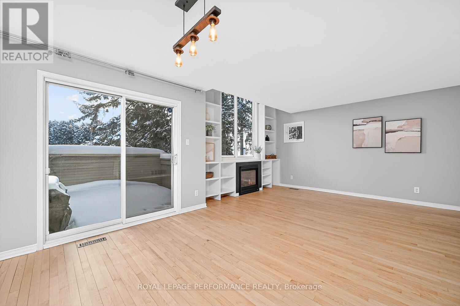 A - 241 Sunnyside Avenue, Ottawa, Ontario  K1S 0R4 - Photo 11 - X12742578