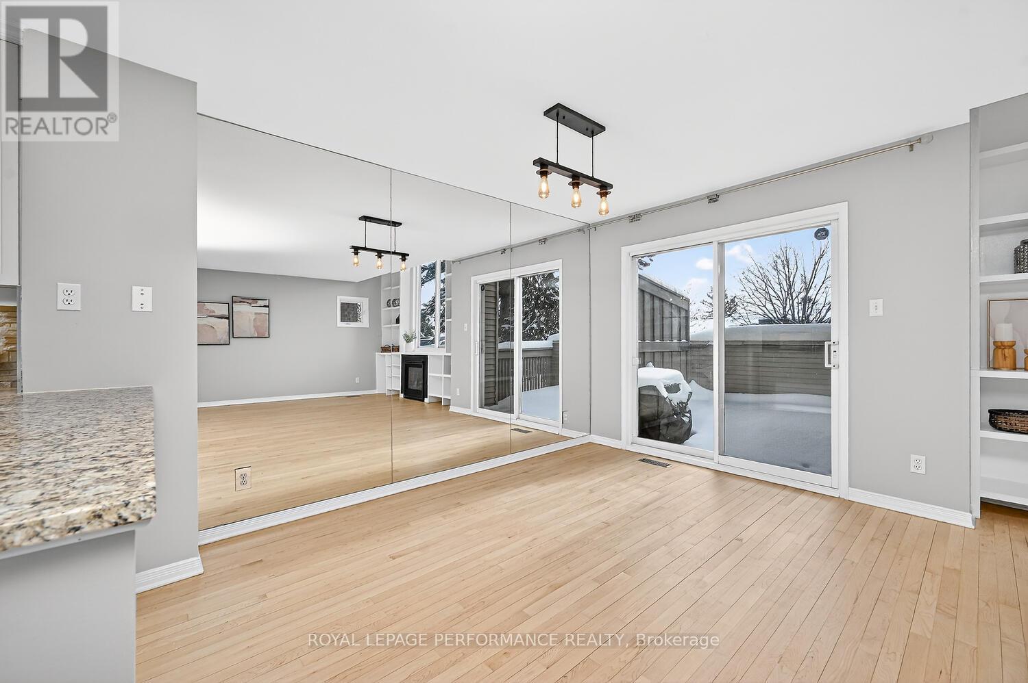 A - 241 Sunnyside Avenue, Ottawa, Ontario  K1S 0R4 - Photo 12 - X12742578