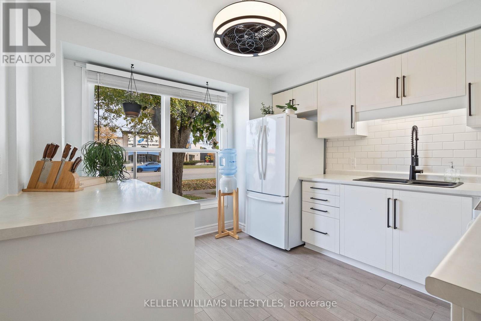 3 - 757 Wharncliffe Road S, London South, Ontario  N6J 2N7 - Photo 8 - X12742552