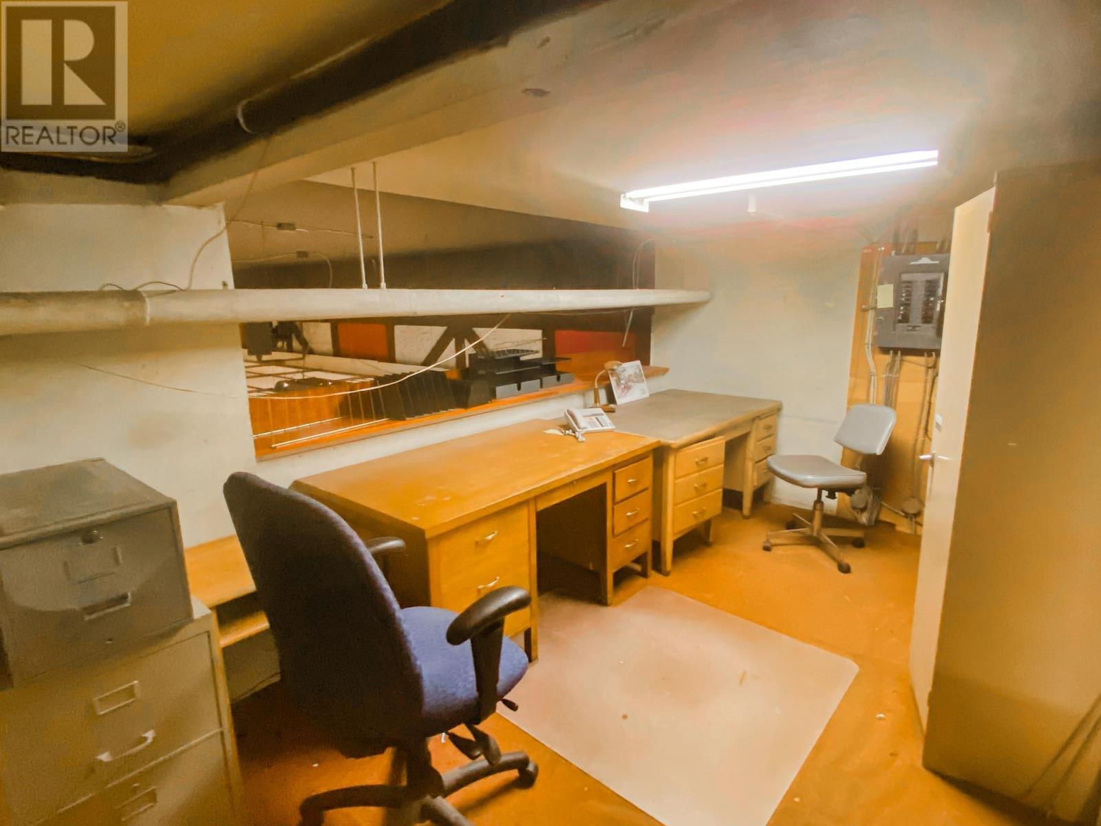 133 Main Street South, Kenora, Ontario  P9N 1T1 - Photo 24 - TB2600142