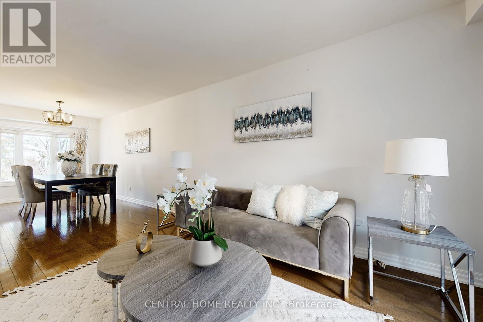 30 Moffat Crescent E, Aurora, Ontario  L4G 4Z8 - Photo 11 - N12659972