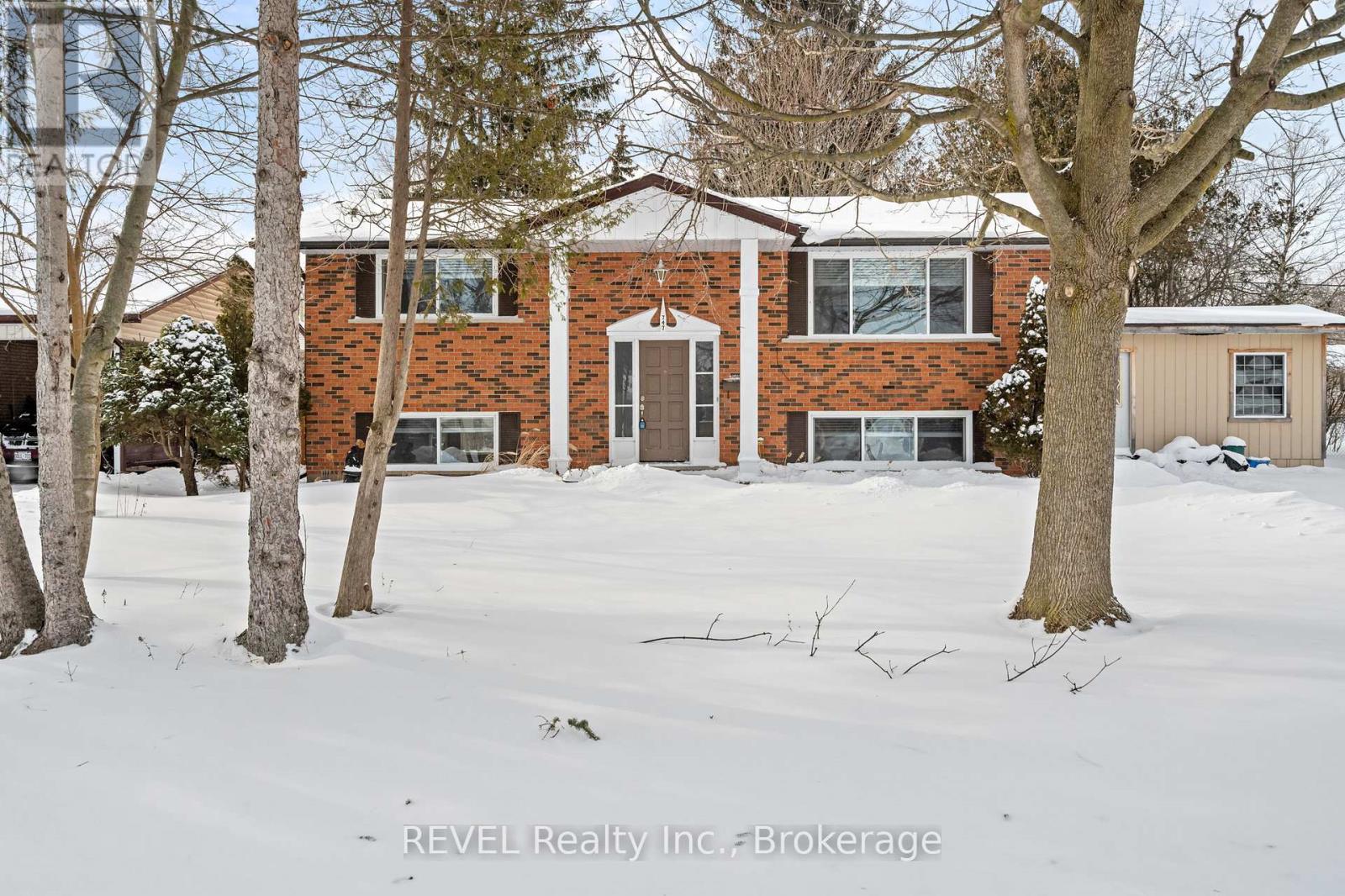 747 PARKDALE AVENUE, Fort Erie, Ontario