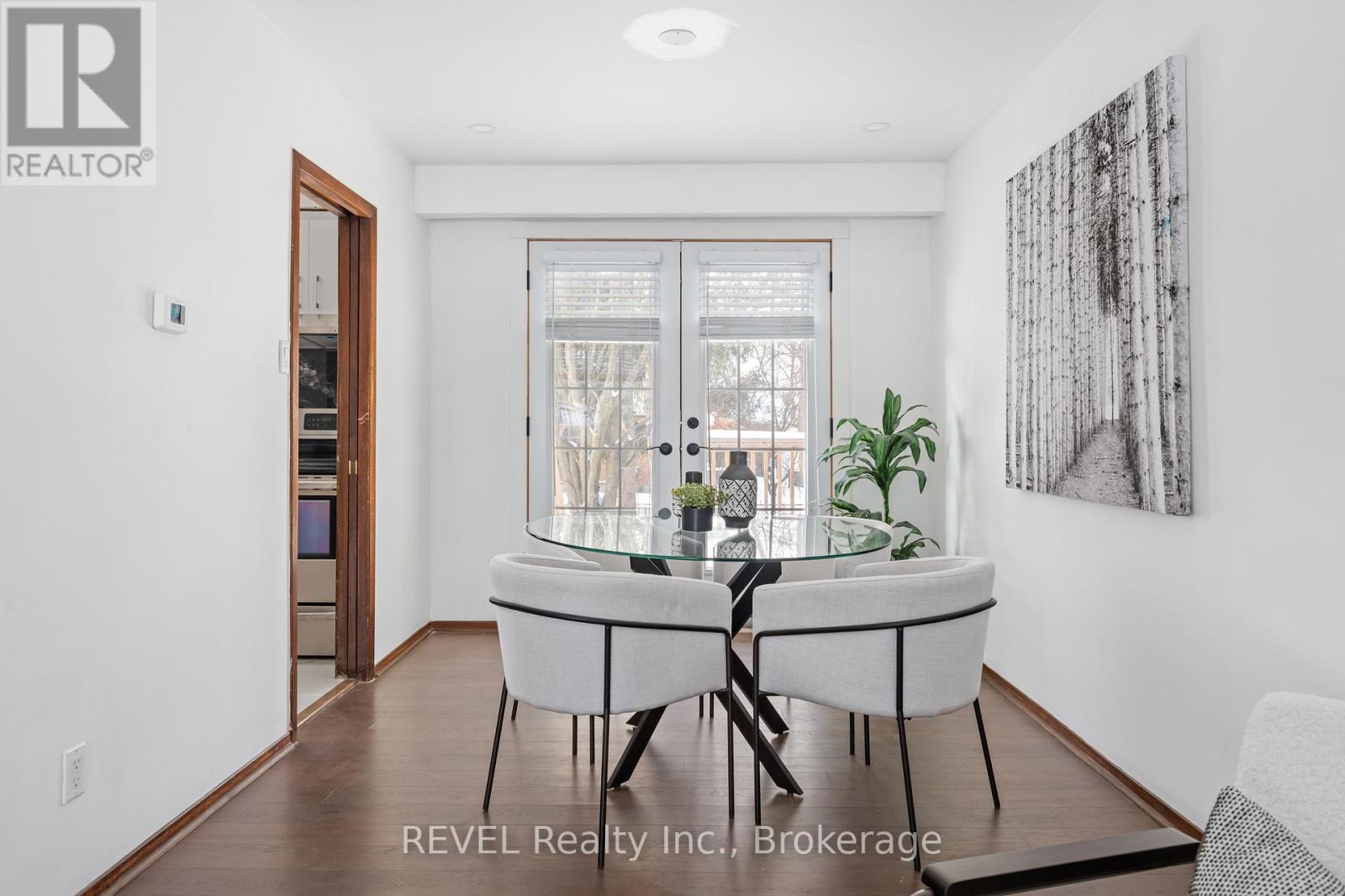 747 Parkdale Avenue, Fort Erie, Ontario  L2A 5B7 - Photo 12 - X12742638