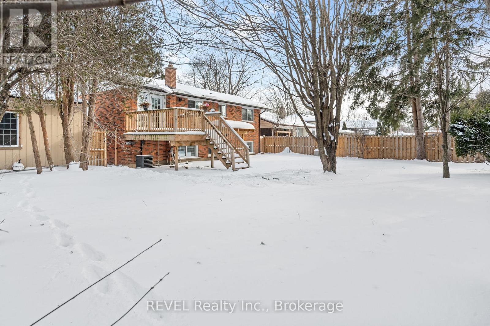 747 Parkdale Avenue, Fort Erie, Ontario  L2A 5B7 - Photo 40 - X12742638