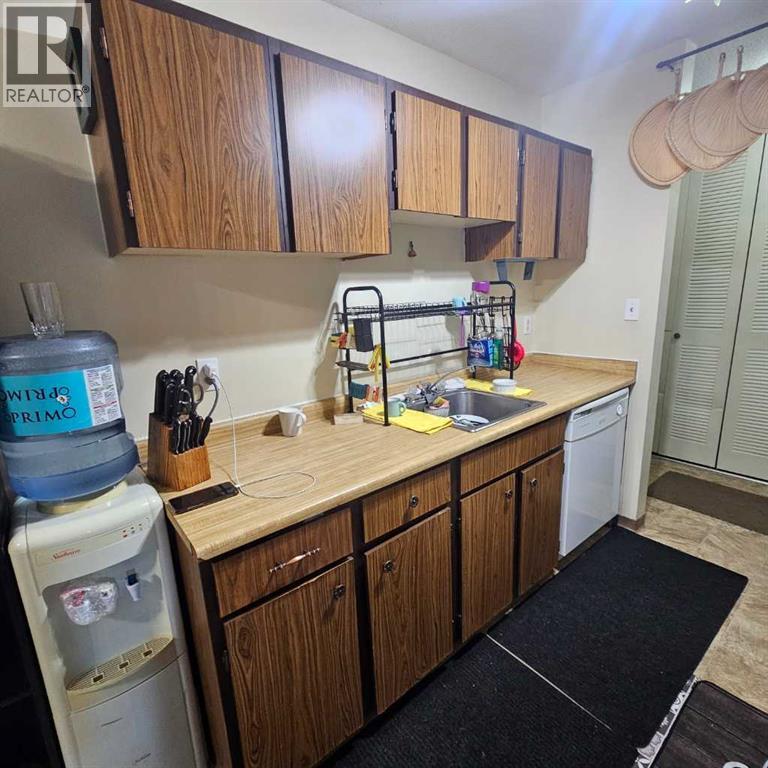 311, 5317 5 Avenue, Edson, Alberta  T7E 1P7 - Photo 9 - A2207439