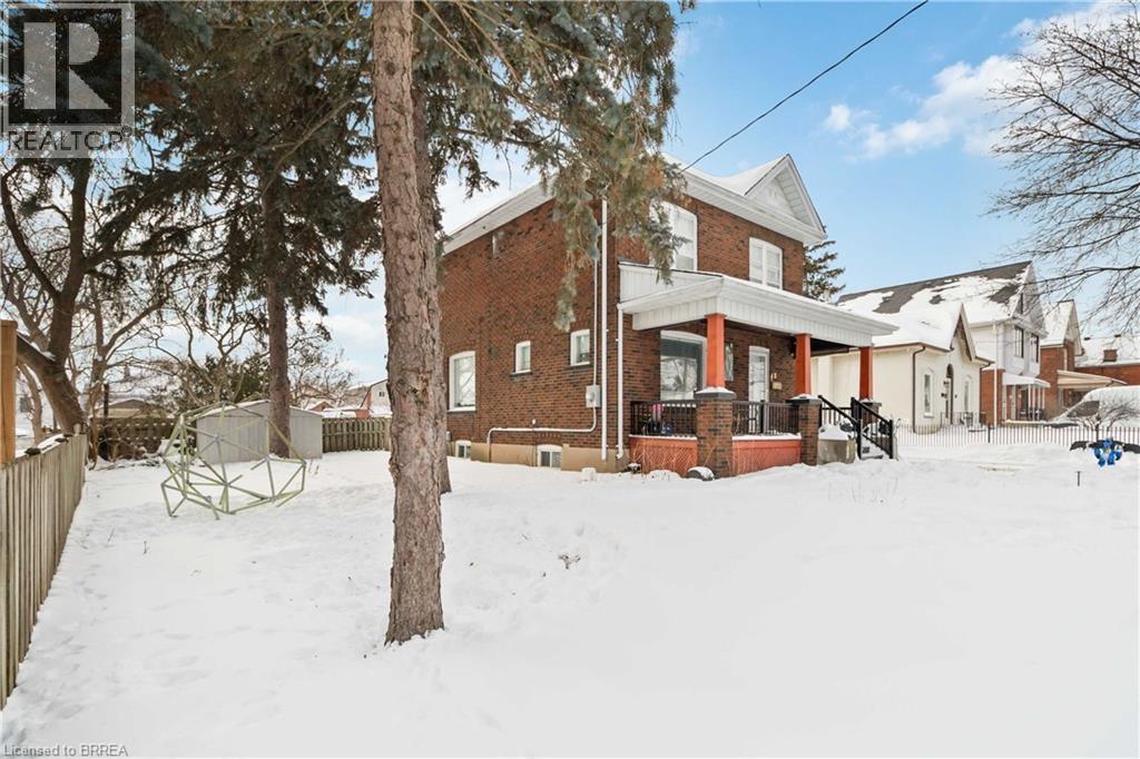 45 Brighton Avenue, Brantford, Ontario  N3S 1V8 - Photo 3 - 40801013