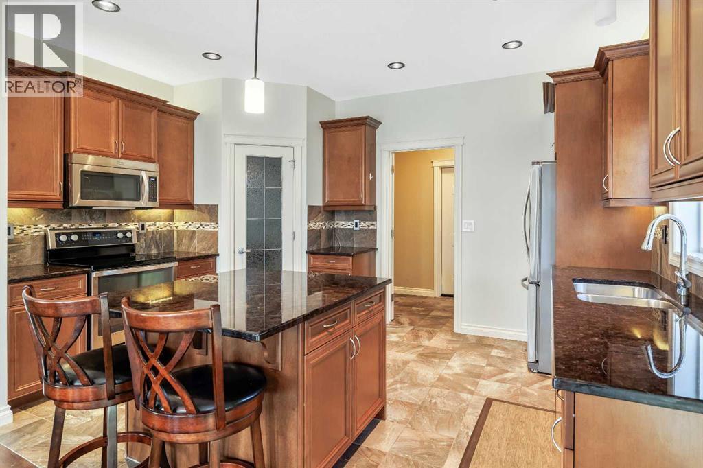 19 Viceroy Crescent, Olds, Alberta  T4H 0C4 - Photo 6 - A2272495