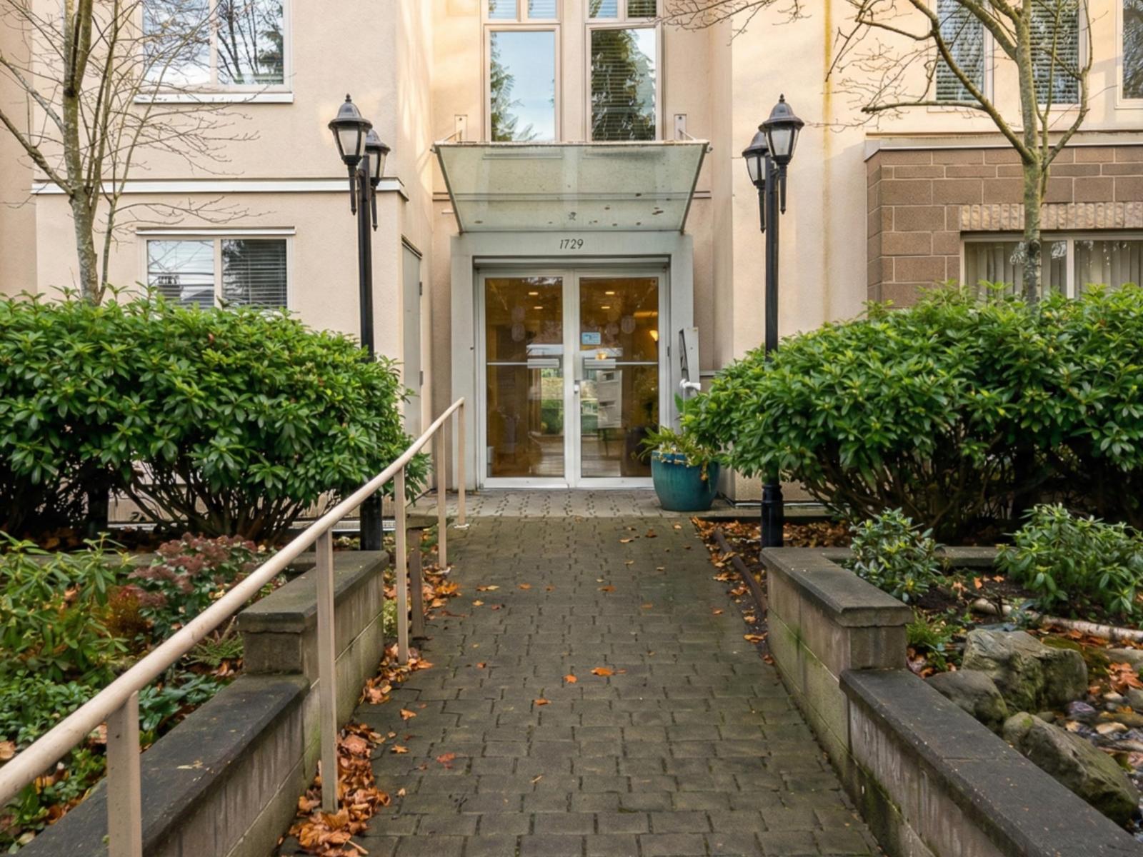 205 1929 154 STREET, Surrey, British Columbia