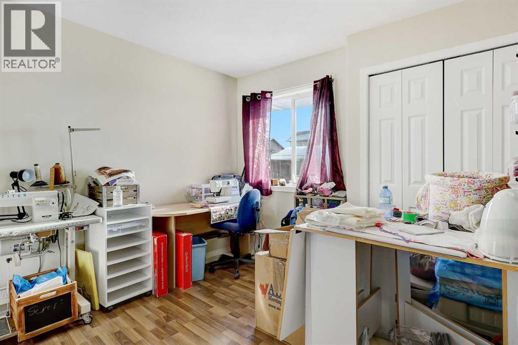 706 7 Street, Beaverlodge, Alberta  T0H 0C0 - Photo 19 - A2279799