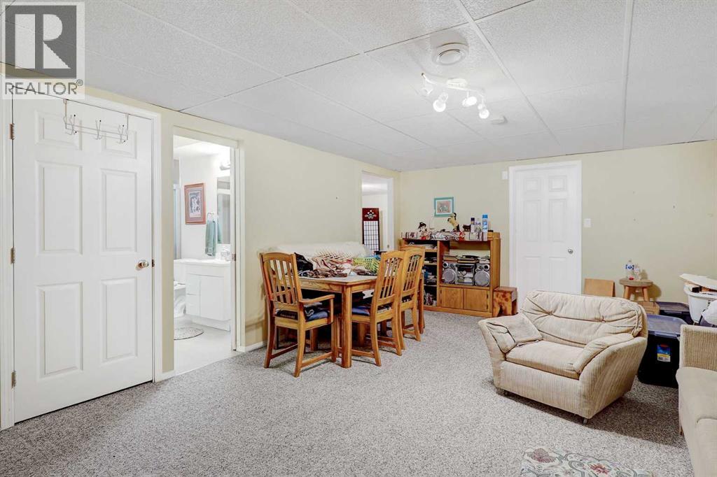 706 7 Street, Beaverlodge, Alberta  T0H 0C0 - Photo 21 - A2279799