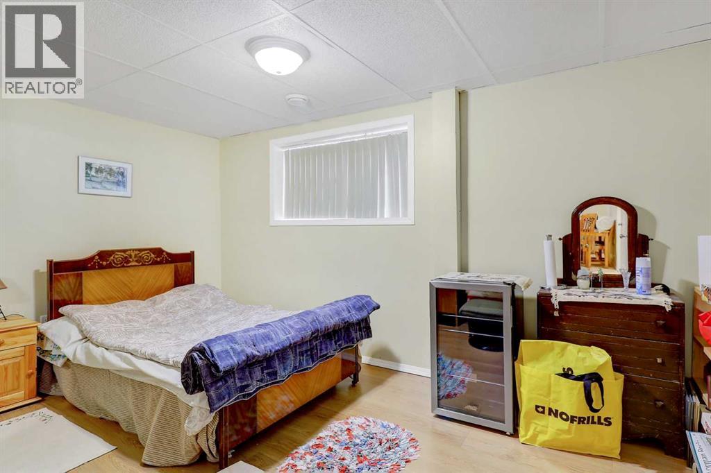 706 7 Street, Beaverlodge, Alberta  T0H 0C0 - Photo 26 - A2279799