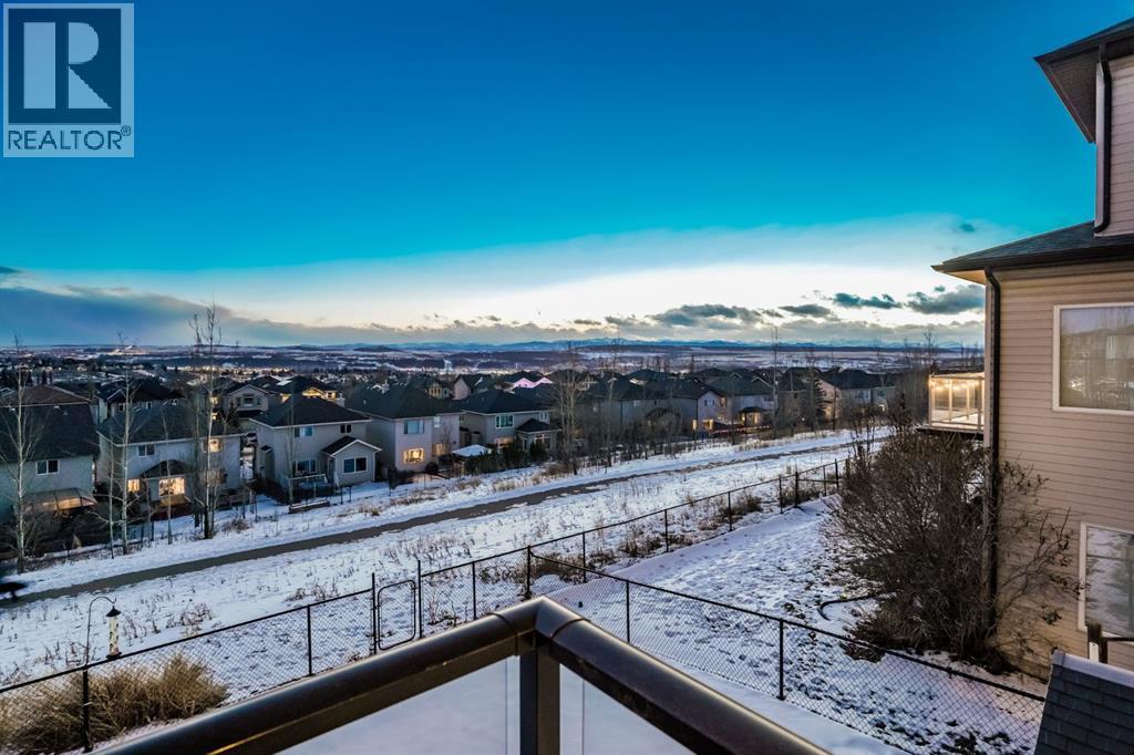 203 Sunset Circle, Cochrane, Alberta  T4C 0C8 - Photo 10 - A2277554