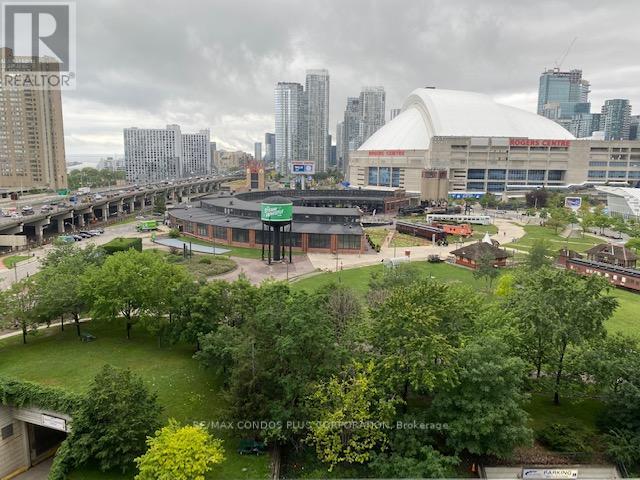 1217 - 25 LOWER SIMCOE STREET, Toronto, Ontario