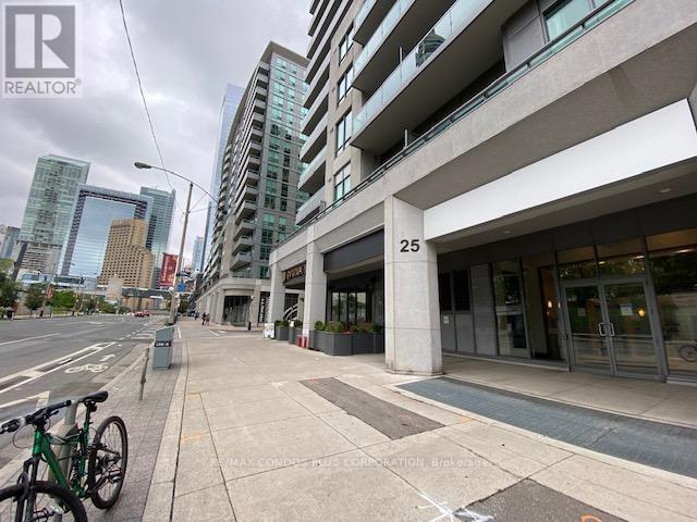 1217 - 25 Lower Simcoe Street, Toronto, Ontario  M5J 3A1 - Photo 3 - C12742596