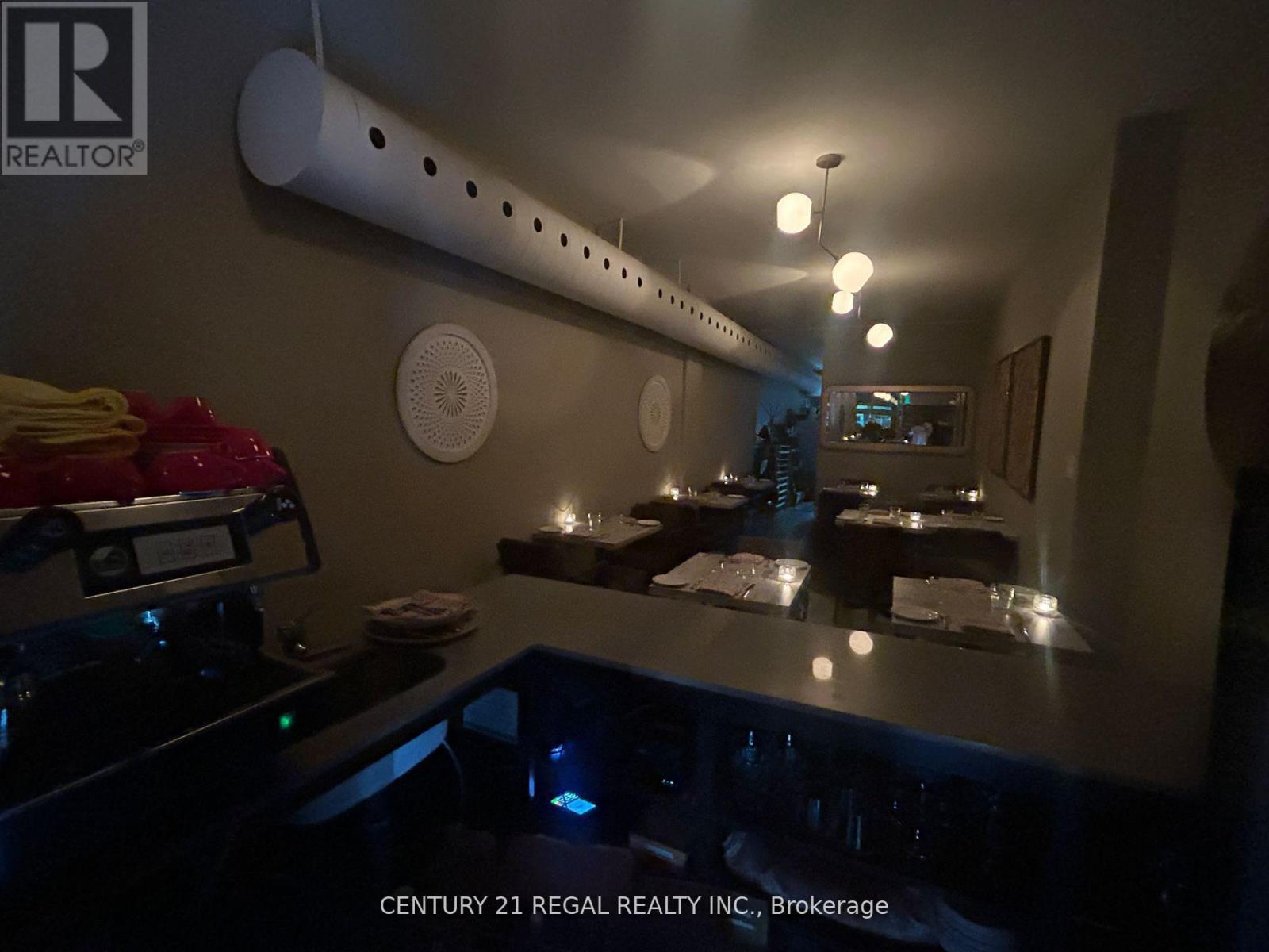 1183 Dundas Street W, Toronto, Ontario  M6J 1X3 - Photo 2 - C12742650