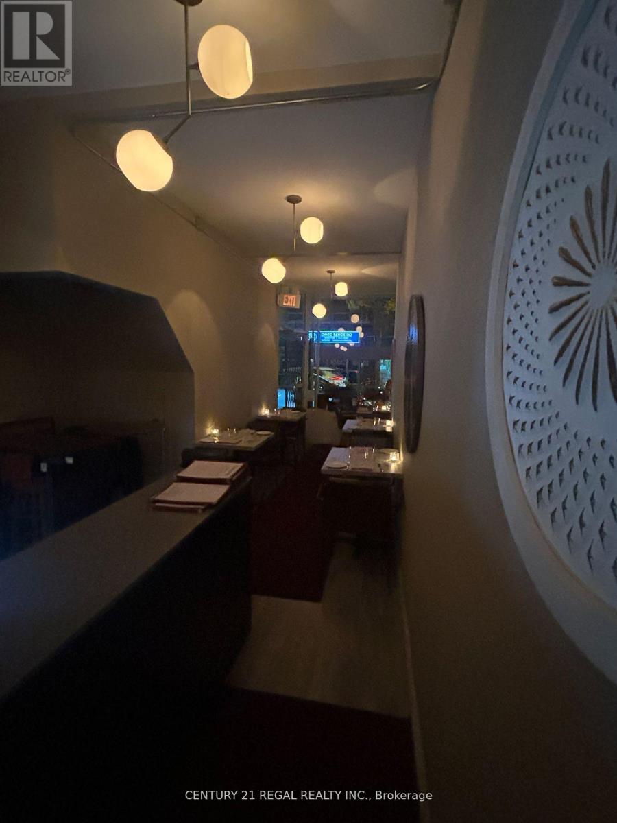 1183 Dundas Street W, Toronto, Ontario  M6J 1X3 - Photo 3 - C12742650