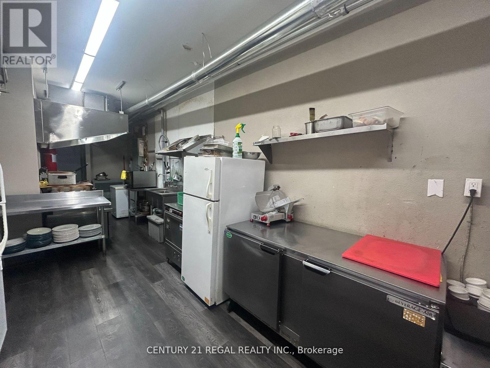 1183 Dundas Street W, Toronto, Ontario  M6J 1X3 - Photo 7 - C12742650