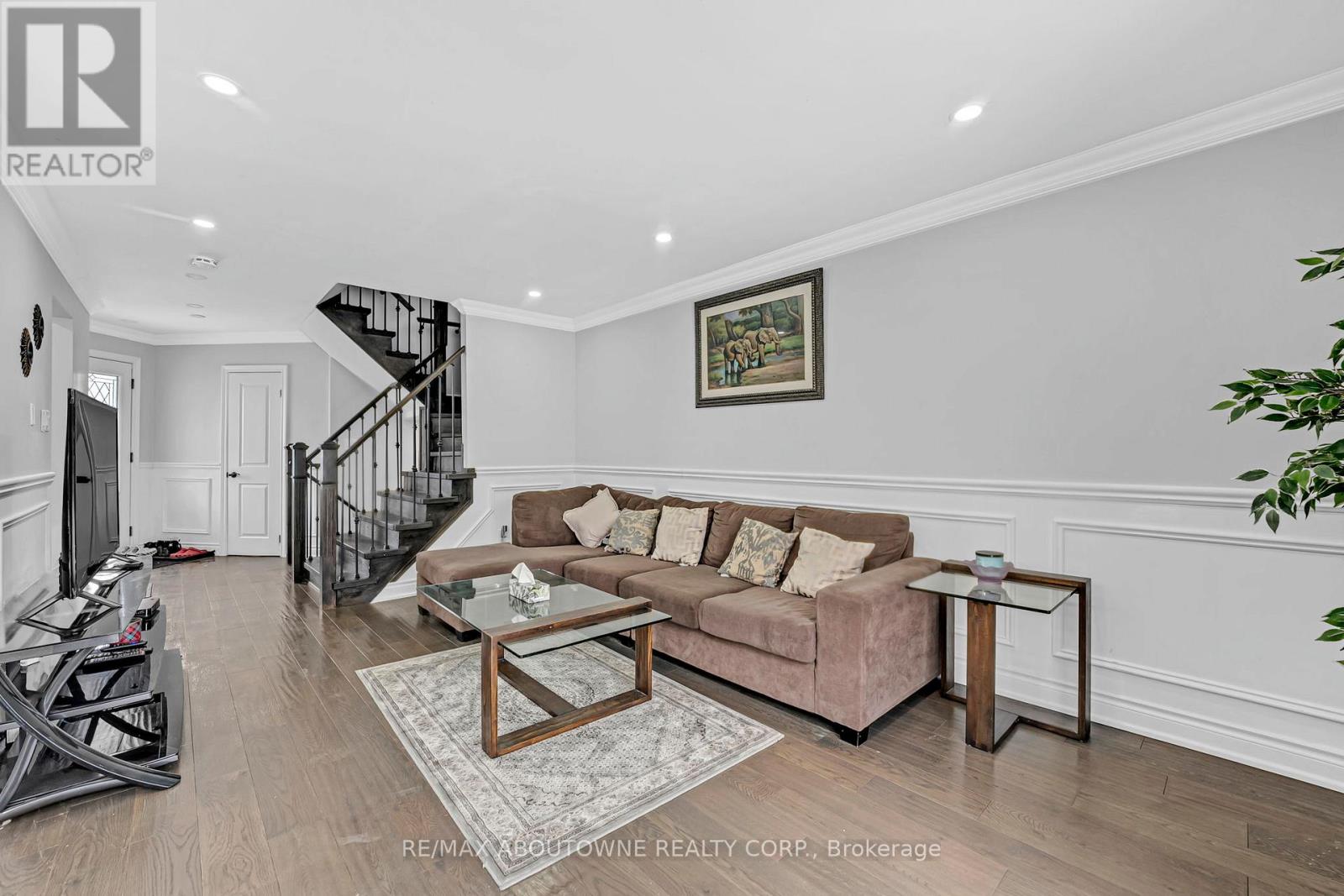 109 Millington Crescent, Ajax, Ontario  L1T 1R7 - Photo 6 - E12742598