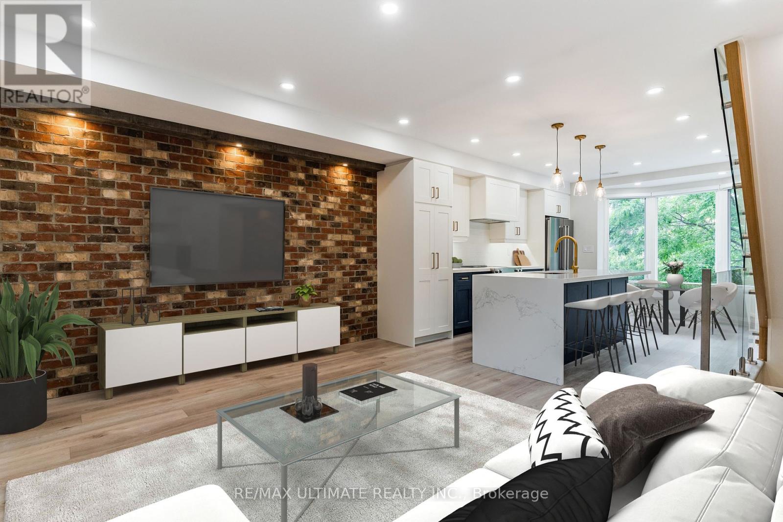 Upper - 29 Brookmount Road, Toronto, Ontario  M4L 3M9 - Photo 3 - E12742602