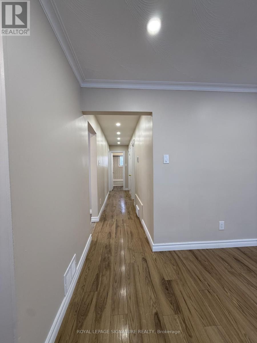 Main - 103 Cleta Drive, Toronto, Ontario  M1K 3G8 - Photo 11 - E12742654