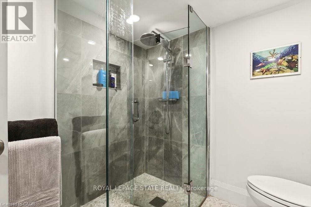 17 Gary Avenue, Hamilton, Ontario  L8S 1Y2 - Photo 38 - X12723878