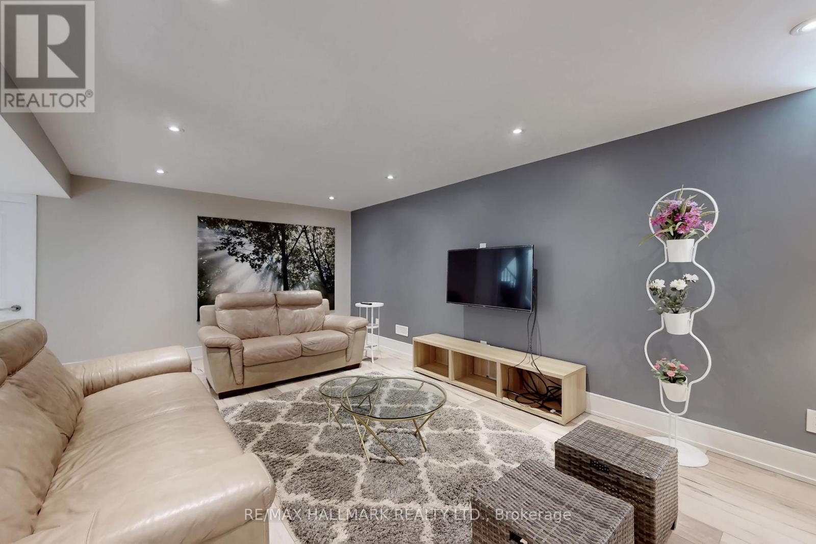 32 Leno Mills Avenue, Richmond Hill, Ontario  L4S 1J6 - Photo 41 - N12742566