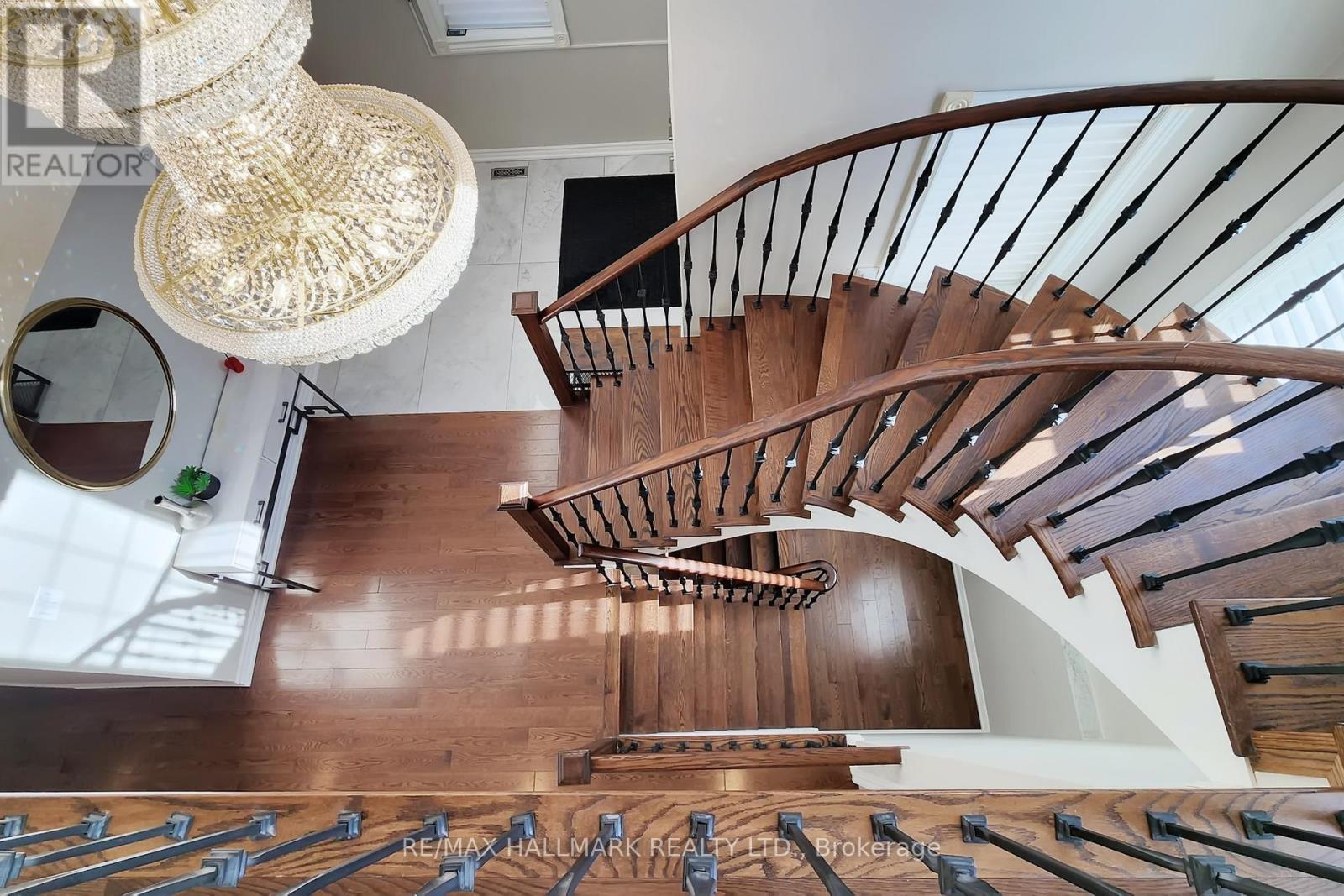 32 Leno Mills Avenue, Richmond Hill, Ontario  L4S 1J6 - Photo 7 - N12742566