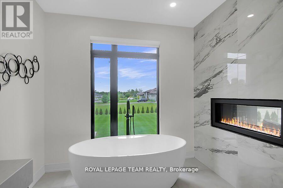 6865 Pebble Trail Way, Ottawa, Ontario  K4P 0C4 - Photo 27 - X12742544