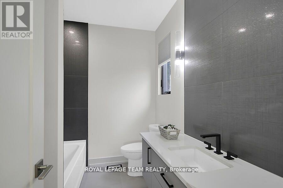 6865 Pebble Trail Way, Ottawa, Ontario  K4P 0C4 - Photo 31 - X12742544