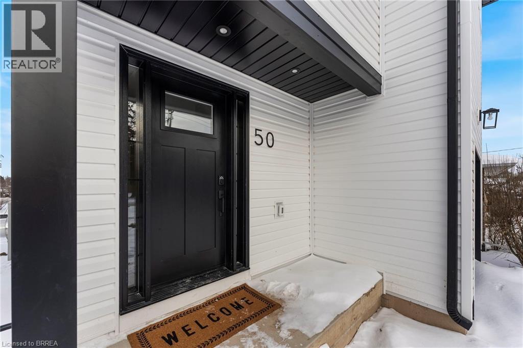 50 Fife Street W, Caledonia, Ontario  N3W 1J2 - Photo 2 - 40801276