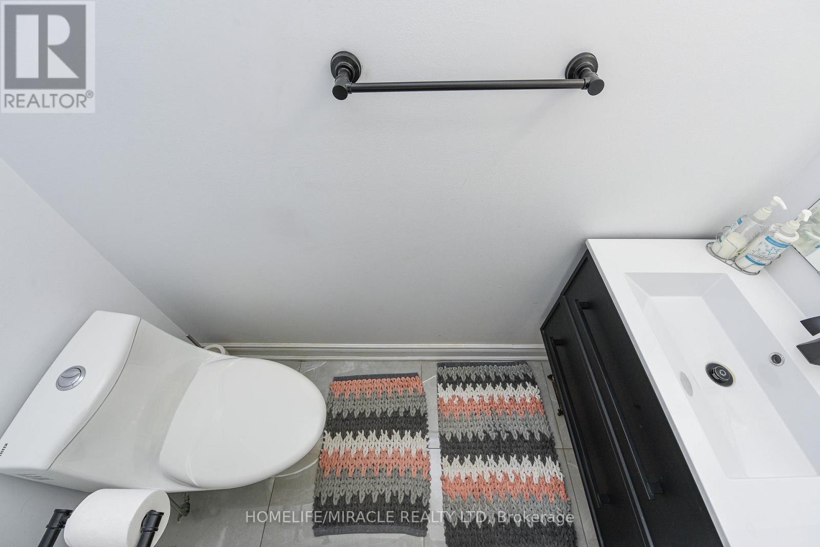 6 Mendoza Drive, Brampton, Ontario  L7A 3M3 - Photo 16 - W12742546