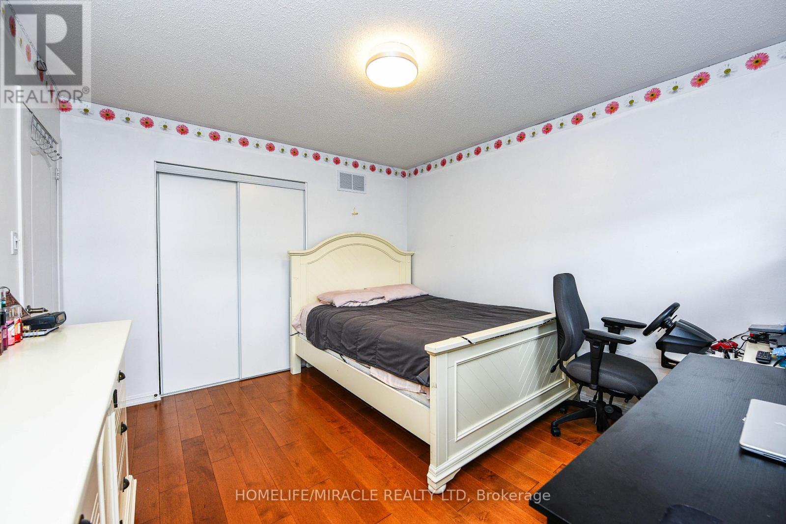 6 Mendoza Drive, Brampton, Ontario  L7A 3M3 - Photo 28 - W12742546