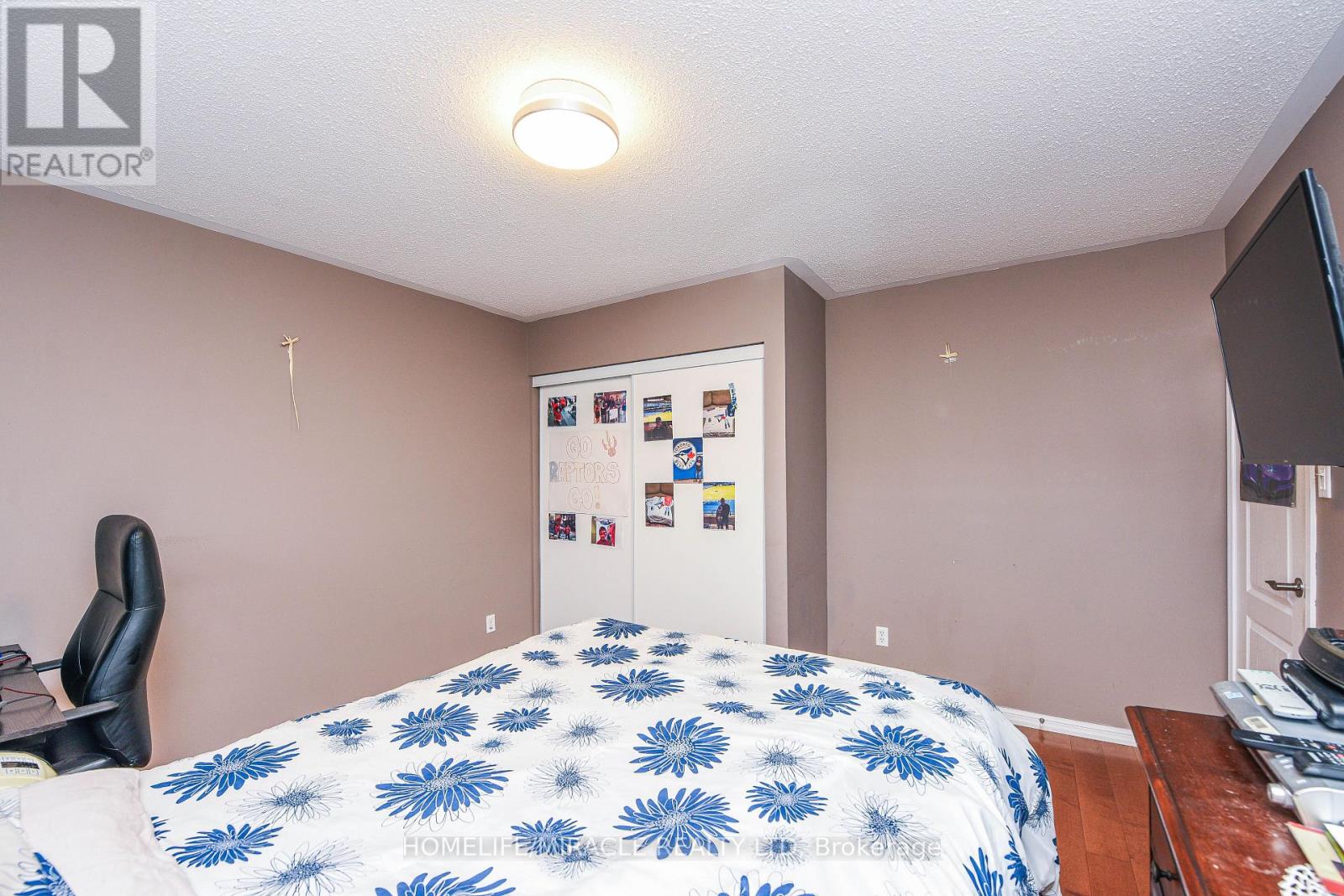 6 Mendoza Drive, Brampton, Ontario  L7A 3M3 - Photo 32 - W12742546