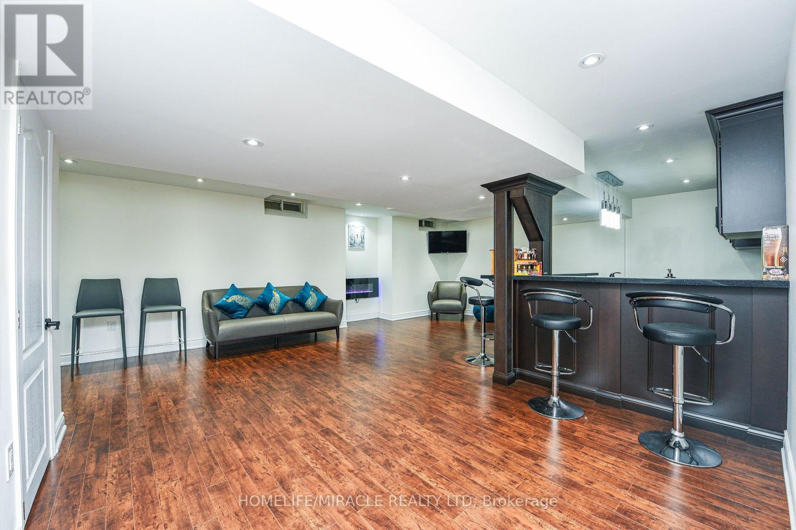 6 Mendoza Drive, Brampton, Ontario  L7A 3M3 - Photo 33 - W12742546