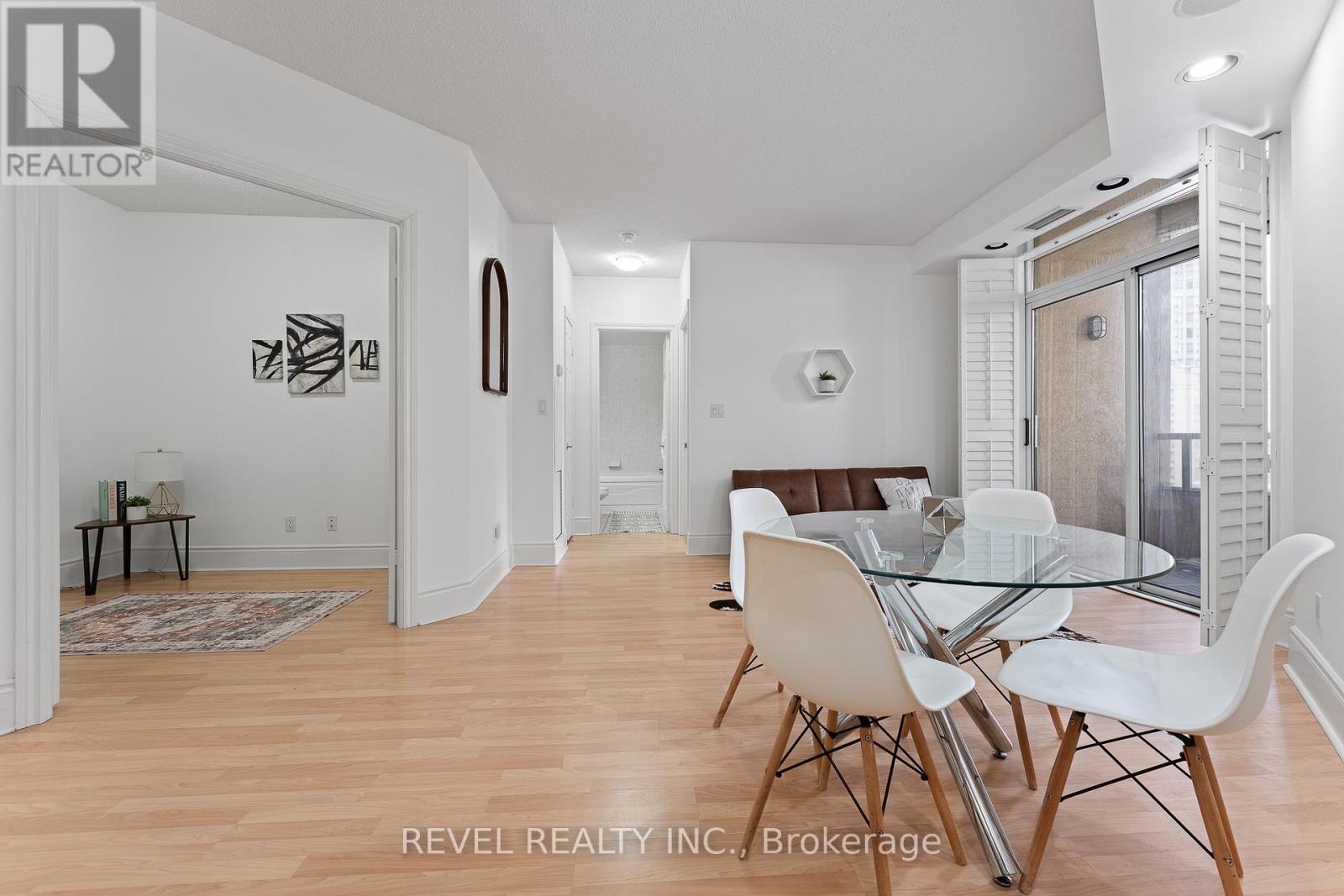 1101 - 3880 DUKE OF YORK BOULEVARD, Mississauga, Ontario