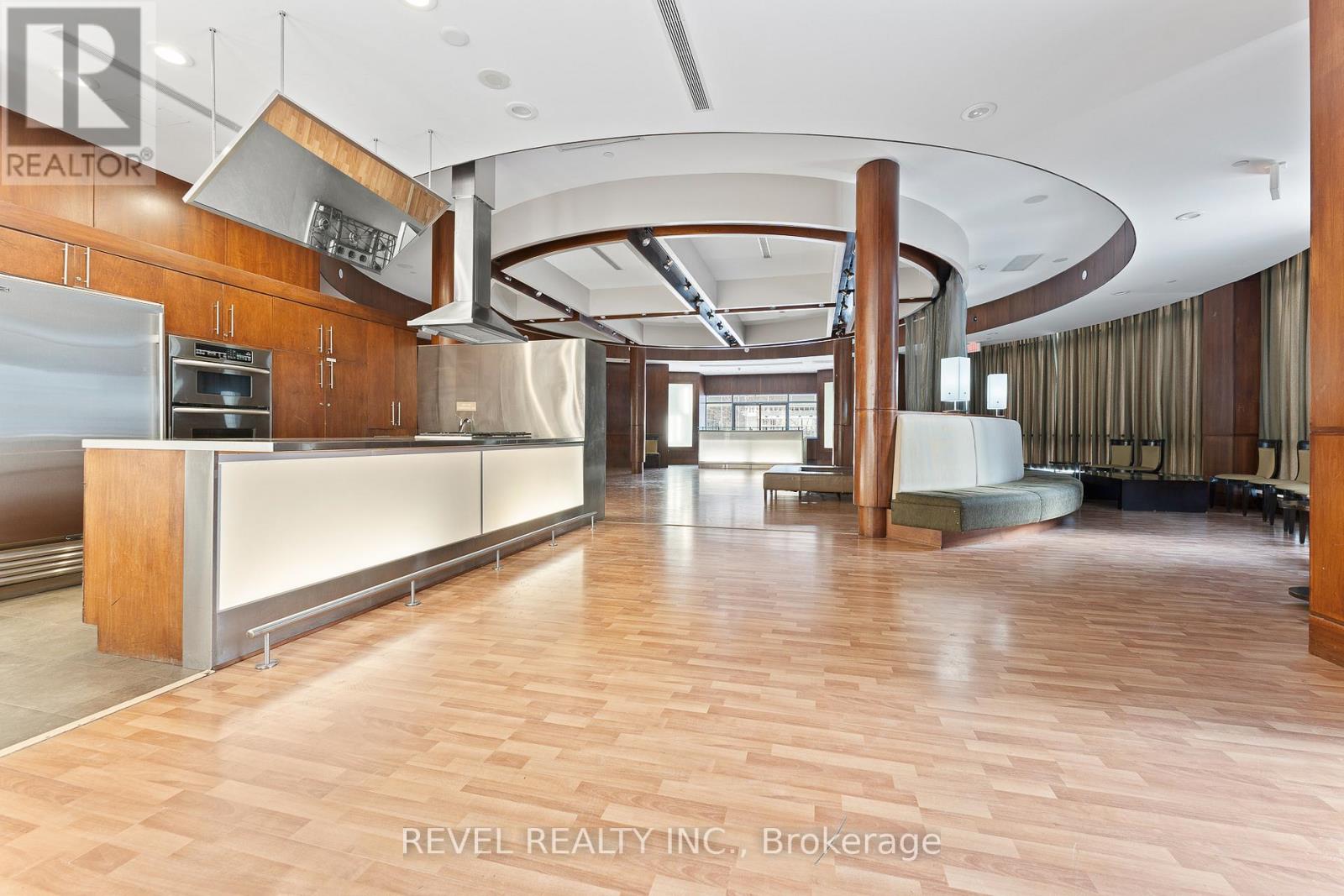 1101 - 3880 Duke Of York Boulevard, Mississauga, Ontario  L5B 4M7 - Photo 27 - W12742556