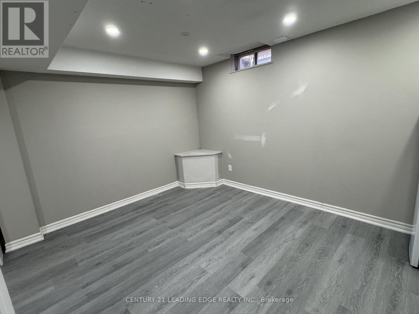 7610 Black Walnut Trail, Mississauga, Ontario  L5N 8A7 - Photo 16 - W12742570