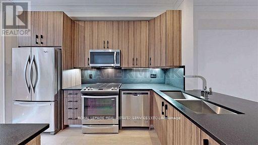 3879b Bloor Street W, Toronto, Ontario  M9B 0B7 - Photo 21 - W12742572