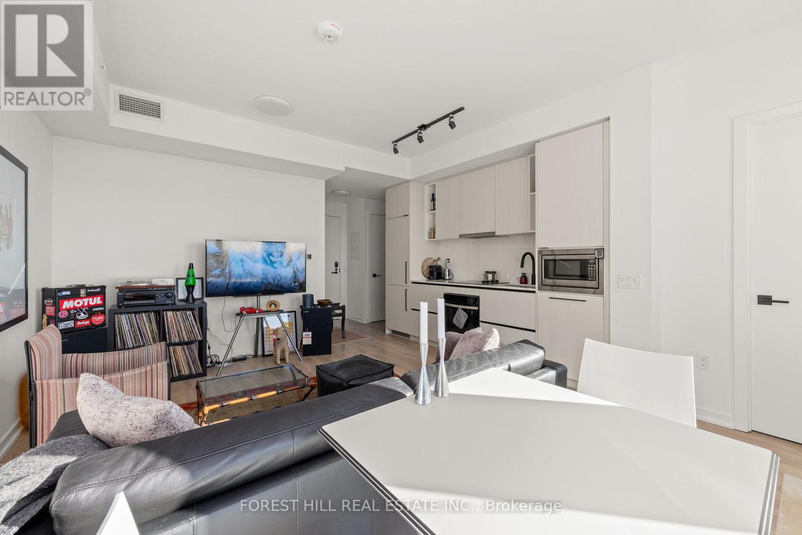 2603 - 1285 Dupont Street, Toronto, Ontario  M6H 0E3 - Photo 5 - W12742592