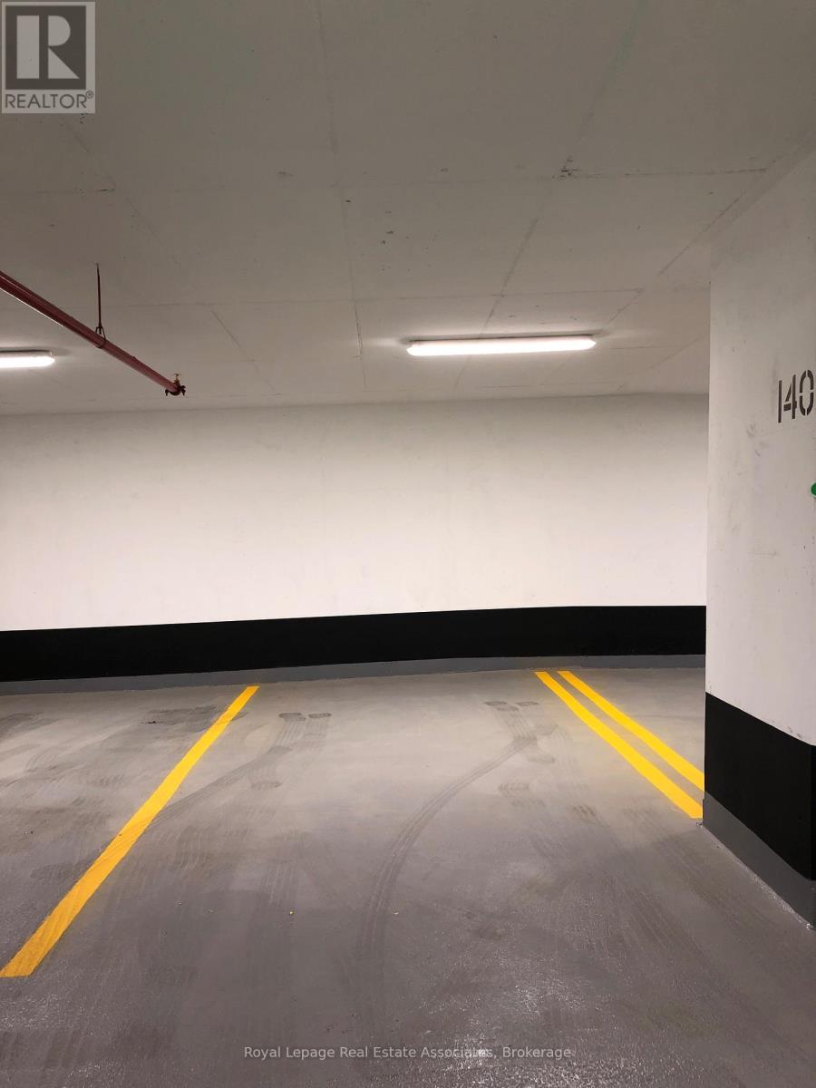 1004 - 202 Burnhamthorpe Road E, Mississauga, Ontario  L5A 4L4 - Photo 15 - W12742612