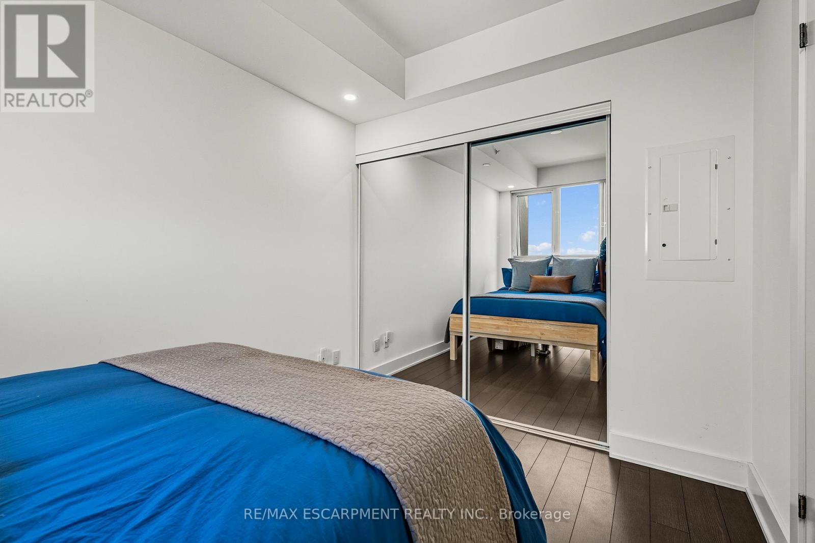 D515 - 5220 Dundas Street, Burlington, Ontario  L7L 0J4 - Photo 16 - W12742642