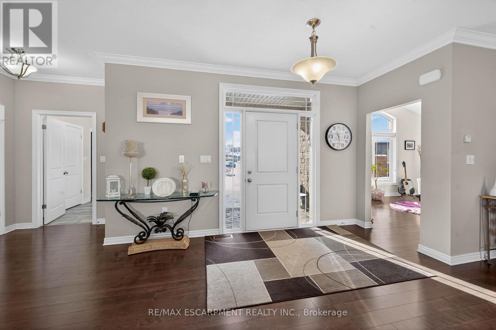 49 Postma Drive, Haldimand, Ontario  N1A 0B2 - Photo 6 - X12742586