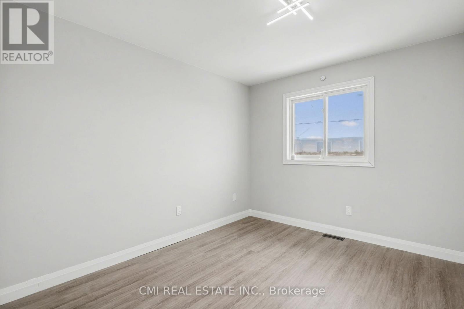 12 - 125 Sekura Crescent, Cambridge, Ontario  N1R 8B4 - Photo 24 - X12742624