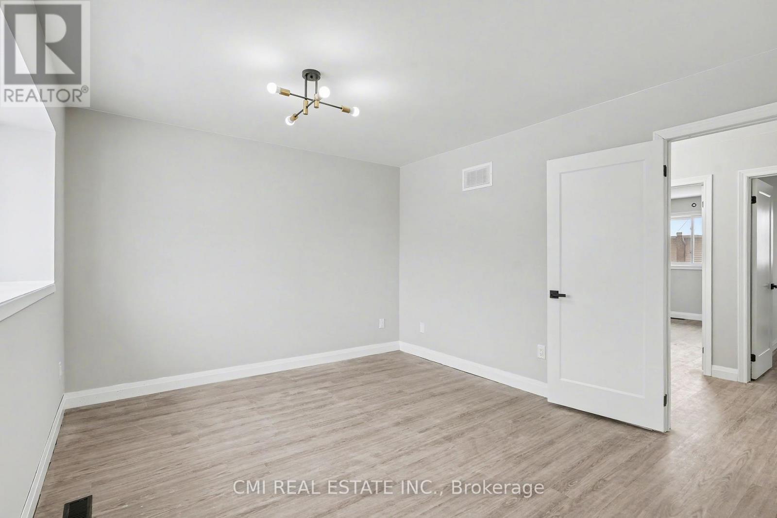 12 - 125 Sekura Crescent, Cambridge, Ontario  N1R 8B4 - Photo 31 - X12742624