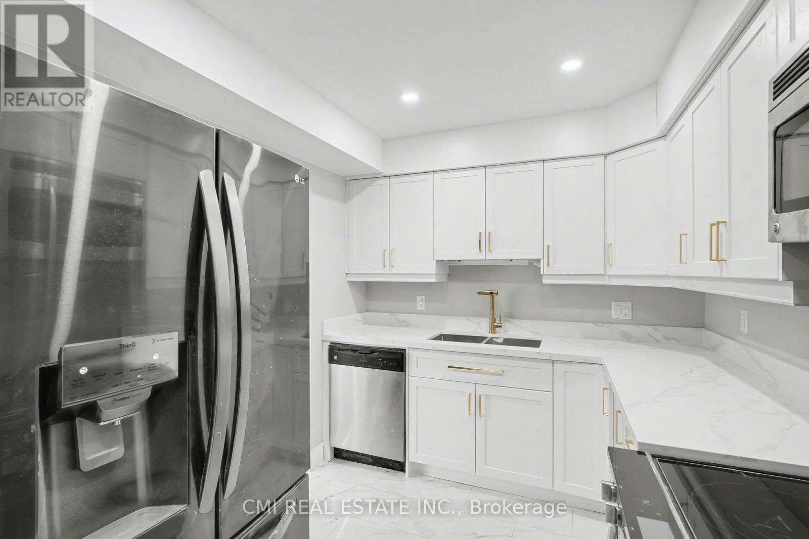 12 - 125 Sekura Crescent, Cambridge, Ontario  N1R 8B4 - Photo 8 - X12742624