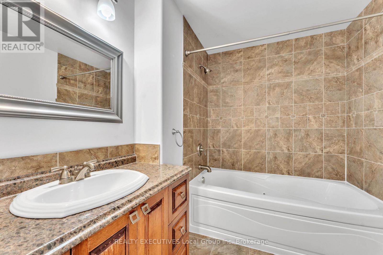 22 Perut Place, North Bay, Ontario  P1B 0B5 - Photo 17 - X12742766