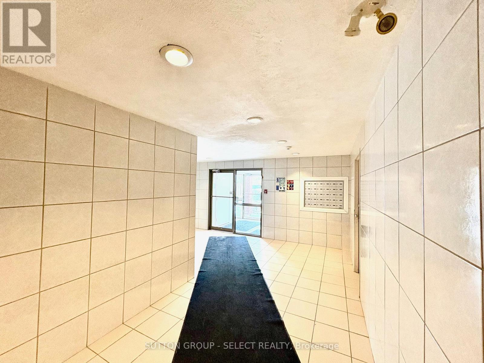 505 - 626 First Street, London East, Ontario  N5V 2A2 - Photo 4 - X12724346