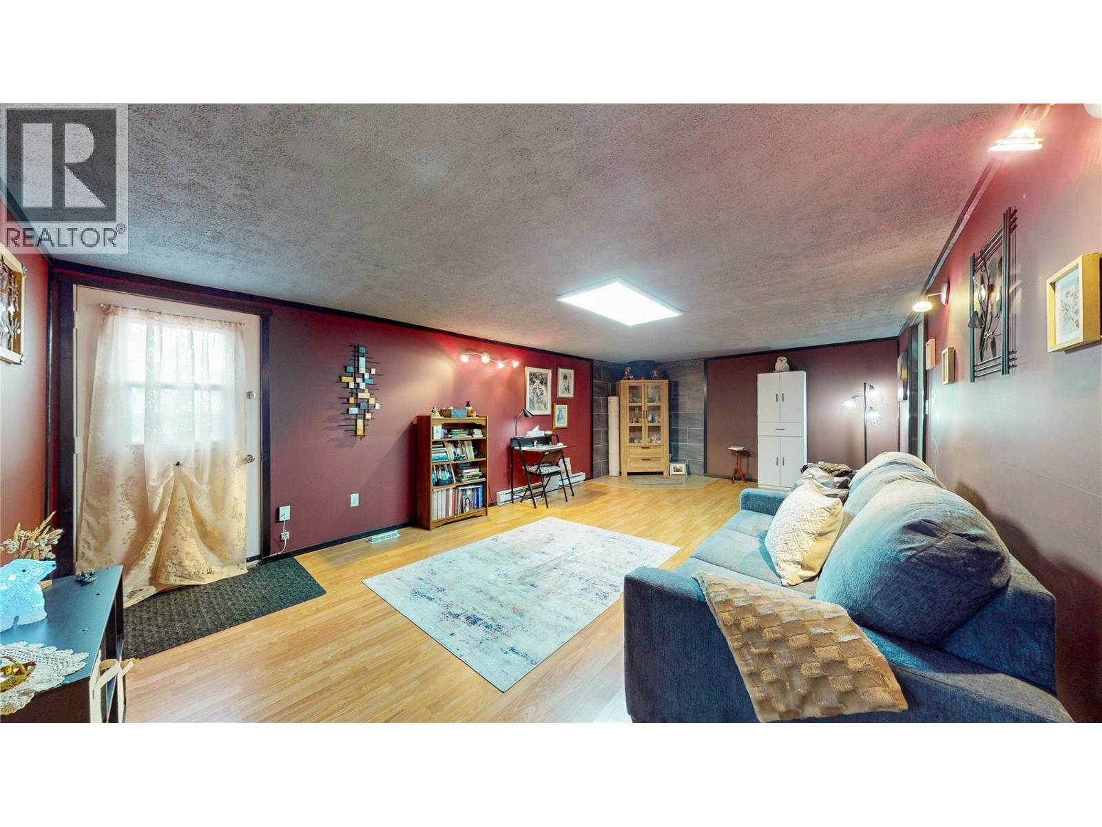 2230 33rd Avenue N, Cranbrook, British Columbia  V1C 3Y9 - Photo 10 - 10374353