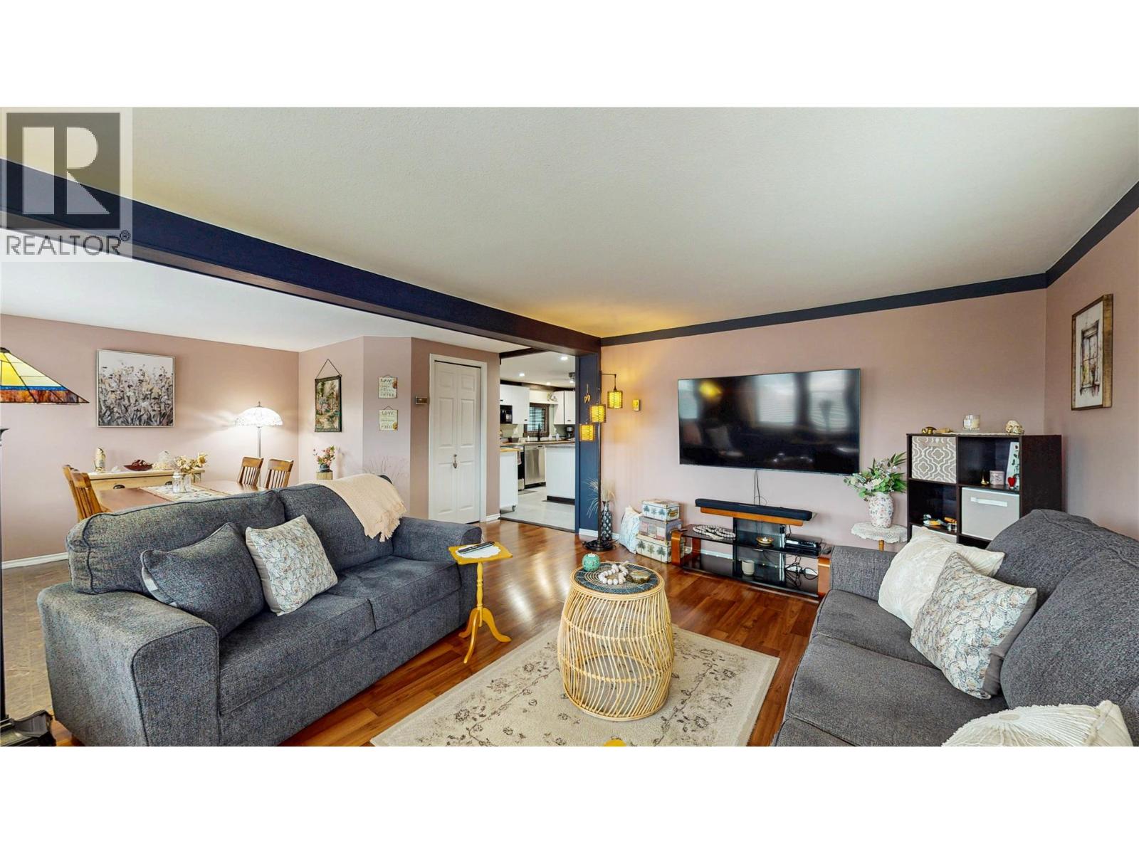 2230 33rd Avenue N, Cranbrook, British Columbia  V1C 3Y9 - Photo 3 - 10374353